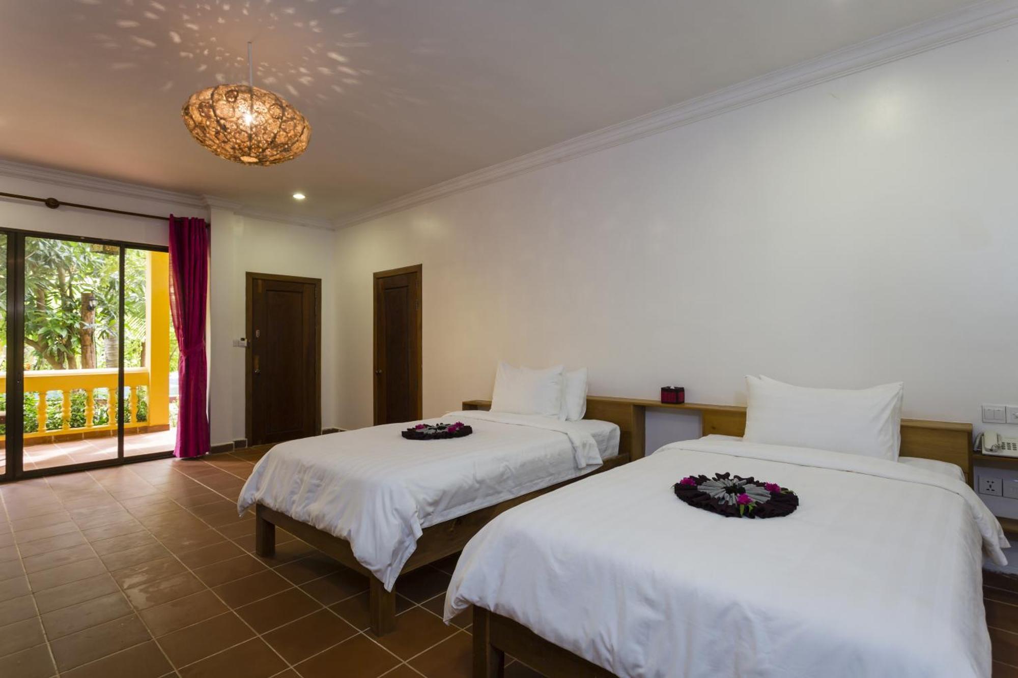 Le Jardin D'Angkor Hotel & Resort Сиемрип Экстерьер фото