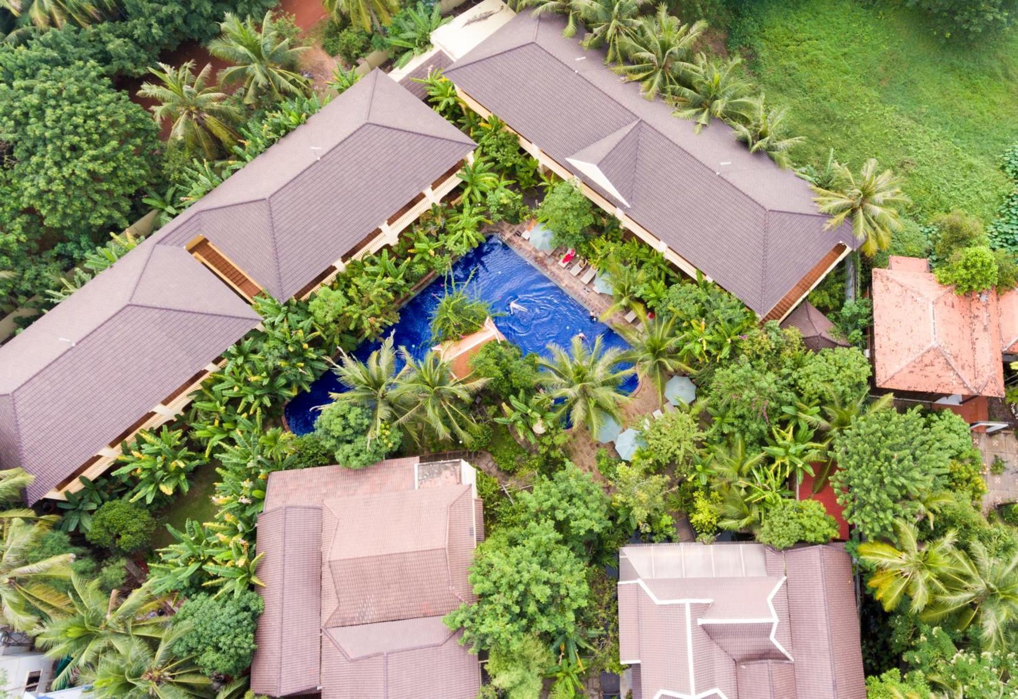 Le Jardin D'Angkor Hotel & Resort Сиемрип Экстерьер фото
