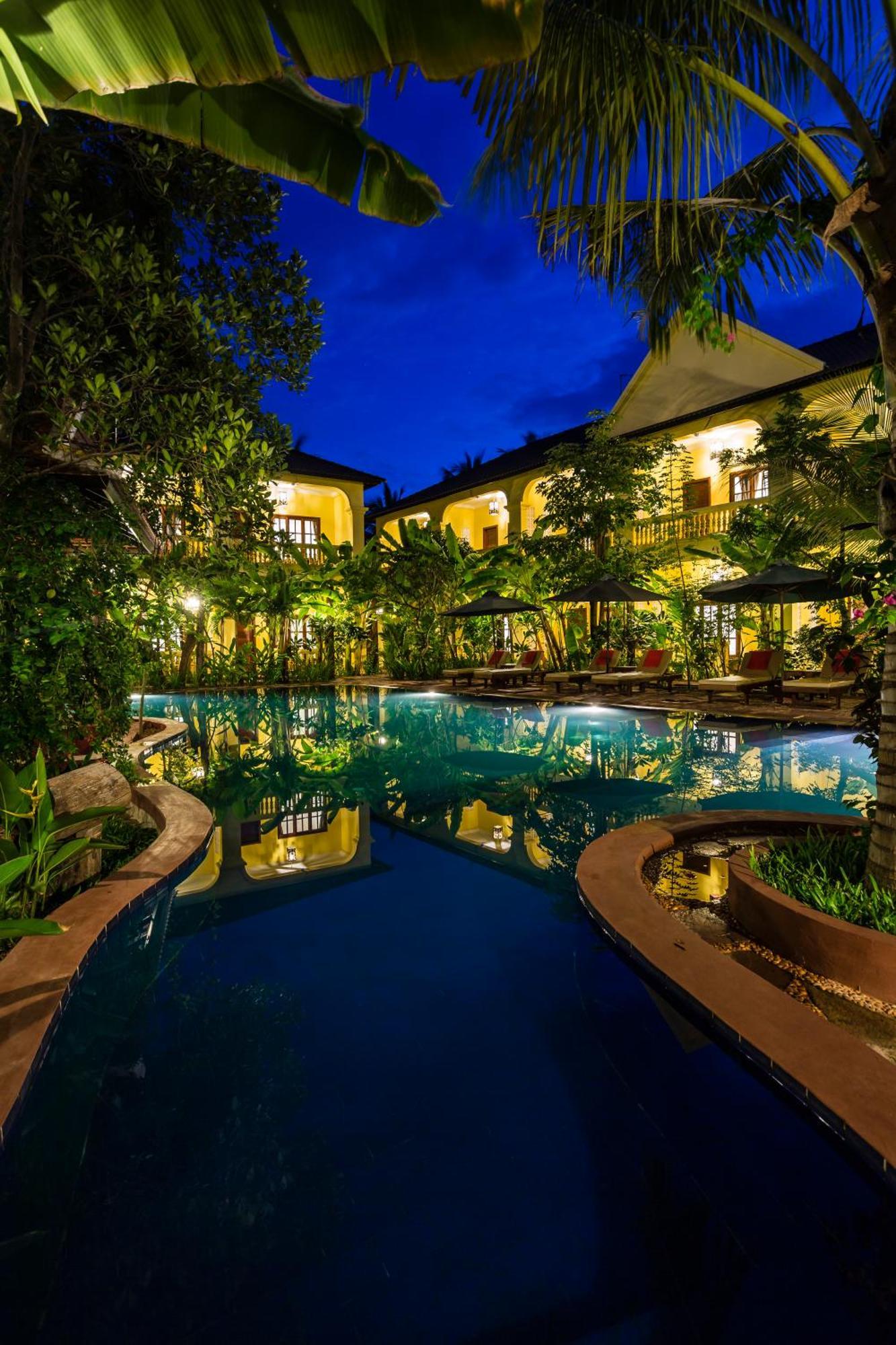 Le Jardin D'Angkor Hotel & Resort Сиемрип Экстерьер фото
