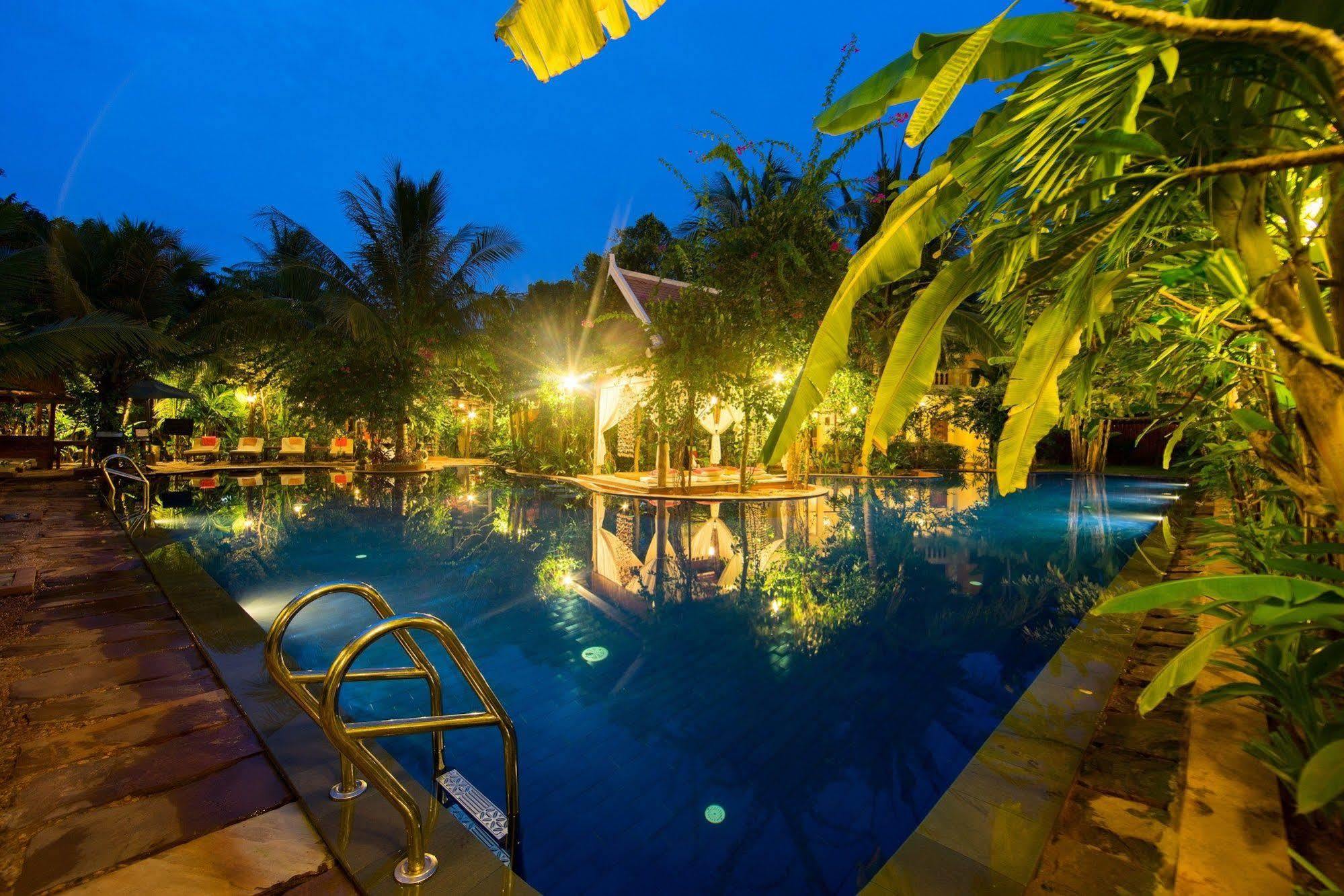 Le Jardin D'Angkor Hotel & Resort Сиемрип Экстерьер фото